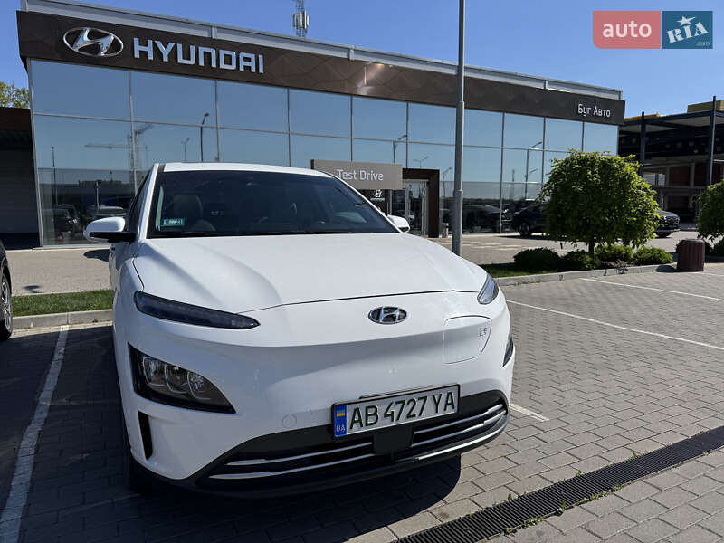 Позашляховик / Кросовер Hyundai Kona Electric 2021 в 
