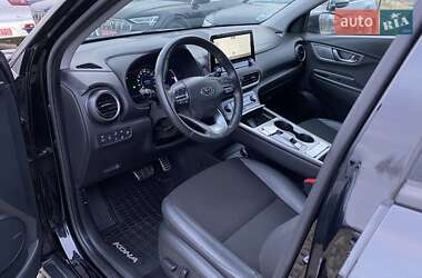 Внедорожник / Кроссовер Hyundai Kona Electric 2020 в 