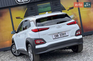 Позашляховик / Кросовер Hyundai Kona Electric 2020 в 