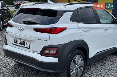 Позашляховик / Кросовер Hyundai Kona Electric 2020 в 