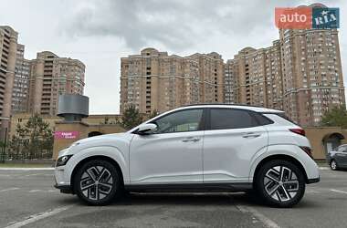 Внедорожник / Кроссовер Hyundai Kona Electric 2021 в Киеве