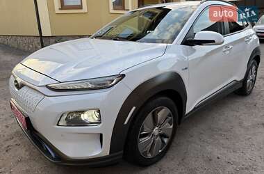 Внедорожник / Кроссовер Hyundai Kona Electric 2020 в 