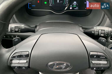 Внедорожник / Кроссовер Hyundai Kona Electric 2019 в 
