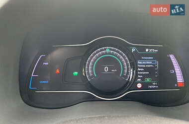 Внедорожник / Кроссовер Hyundai Kona Electric 2019 в 