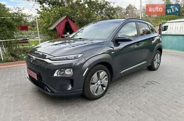 Внедорожник / Кроссовер Hyundai Kona Electric 2019 в 