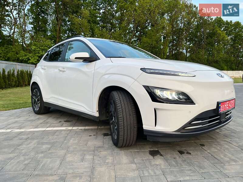 Позашляховик / Кросовер Hyundai Kona Electric 2021 в Луцьку