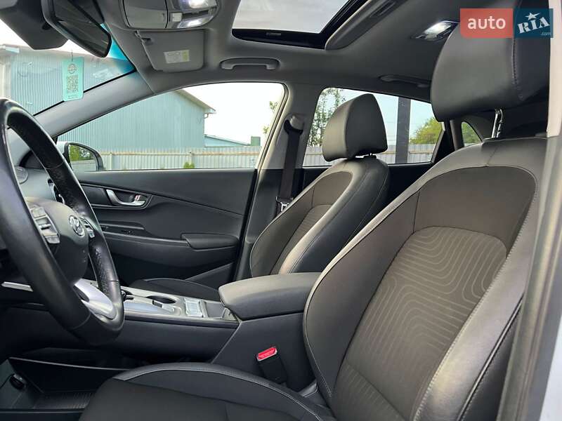 Позашляховик / Кросовер Hyundai Kona Electric 2021 в Луцьку