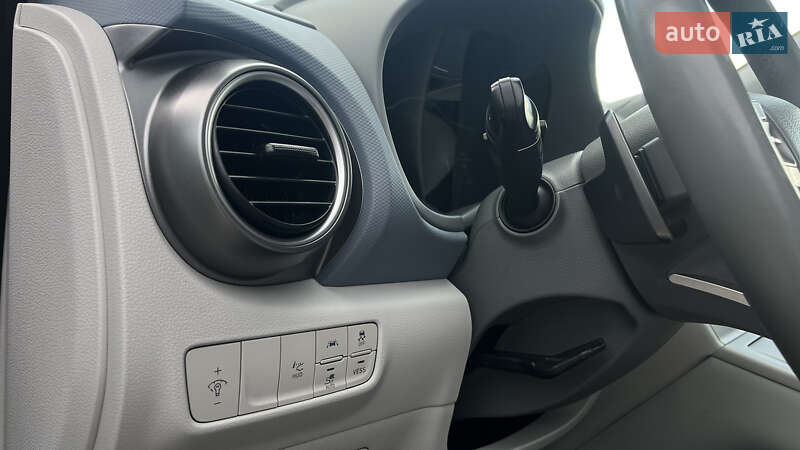 Внедорожник / Кроссовер Hyundai Kona Electric 2019 в Тернополе