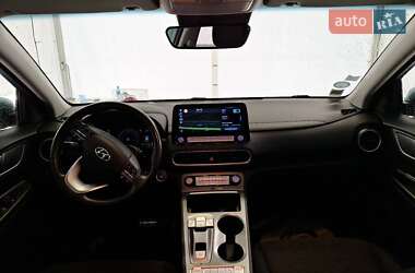 Внедорожник / Кроссовер Hyundai Kona Electric 2020 в 