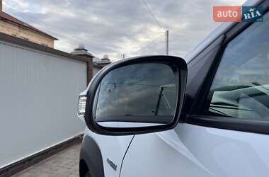 Внедорожник / Кроссовер Hyundai Kona Electric 2019 в 
