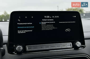 Внедорожник / Кроссовер Hyundai Kona Electric 2020 в 