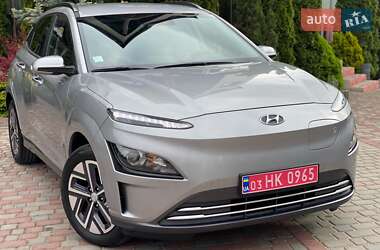Внедорожник / Кроссовер Hyundai Kona Electric 2022 в Тернополе