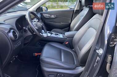 Позашляховик / Кросовер Hyundai Kona Electric 2020 в 