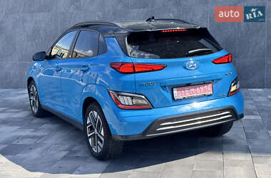 Позашляховик / Кросовер Hyundai Kona Electric 2021 в 