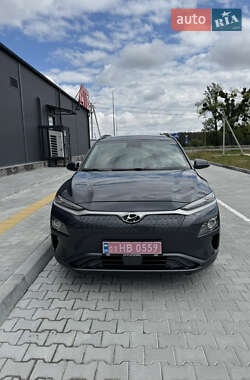 Позашляховик / Кросовер Hyundai Kona Electric 2019 в 