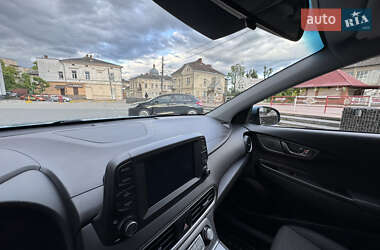Внедорожник / Кроссовер Hyundai Kona Electric 2020 в 