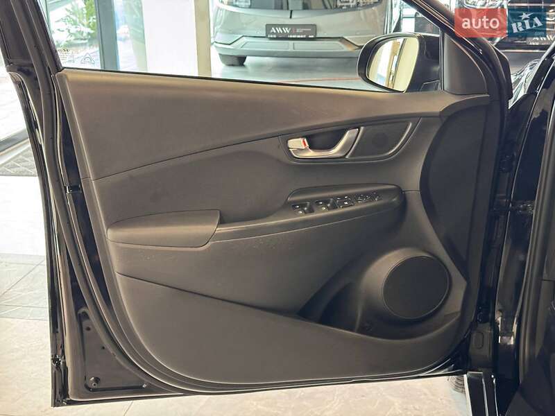 Позашляховик / Кросовер Hyundai Kona Electric 2021 в Львові