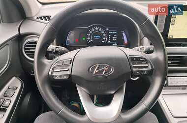 Внедорожник / Кроссовер Hyundai Kona Electric 2019 в 