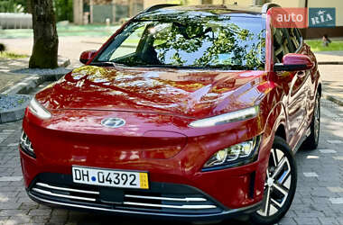 Внедорожник / Кроссовер Hyundai Kona Electric 2022 в 