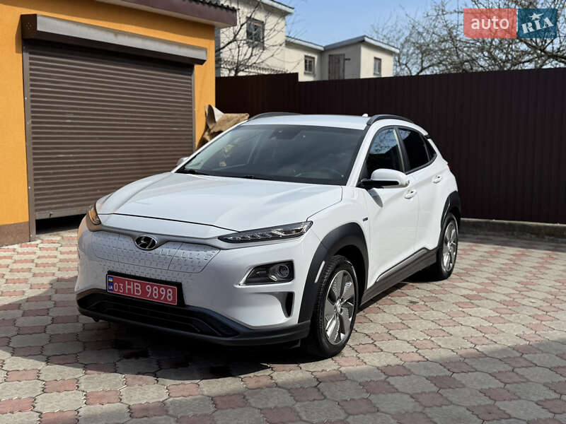 Внедорожник / Кроссовер Hyundai Kona Electric 2019 в Ровно