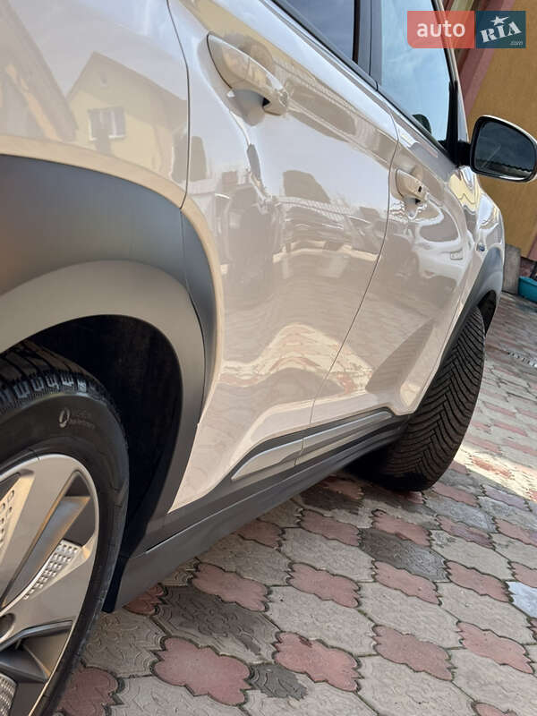Внедорожник / Кроссовер Hyundai Kona Electric 2019 в Ровно