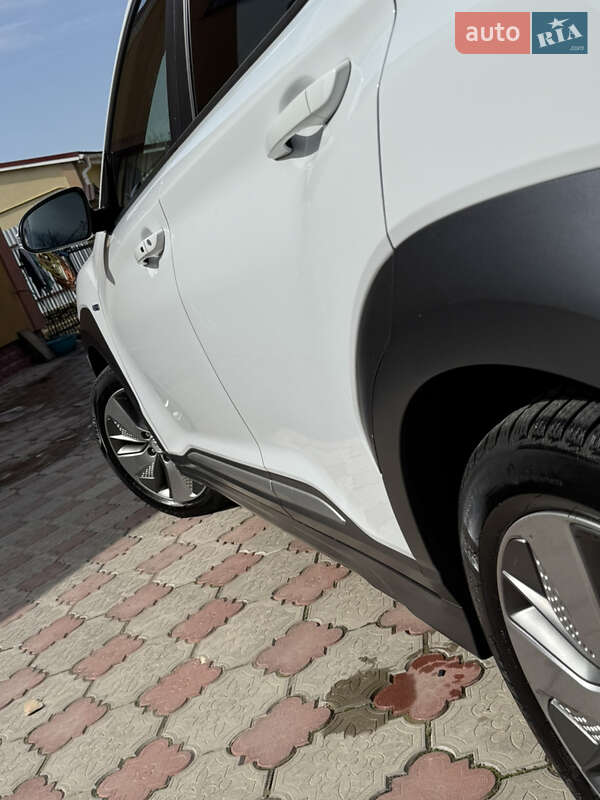 Внедорожник / Кроссовер Hyundai Kona Electric 2019 в Ровно