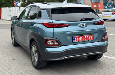 Внедорожник / Кроссовер Hyundai Kona Electric 2020 в 