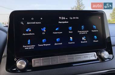 Внедорожник / Кроссовер Hyundai Kona Electric 2021 в 