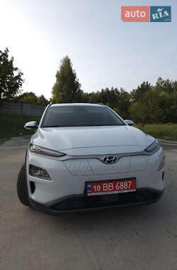 Внедорожник / Кроссовер Hyundai Kona Electric 2020 в Вараше