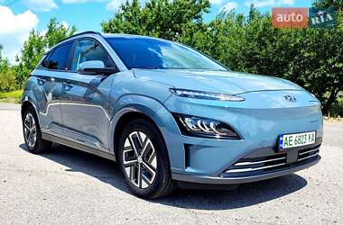 Позашляховик / Кросовер Hyundai Kona Electric 2021 в Дніпрі