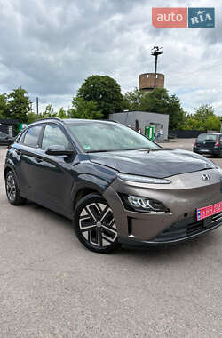 Внедорожник / Кроссовер Hyundai Kona Electric 2022 в Ровно