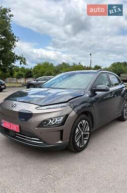 Внедорожник / Кроссовер Hyundai Kona Electric 2022 в Ровно