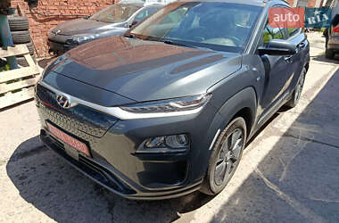 Внедорожник / Кроссовер Hyundai Kona Electric 2020 в Хмельницком