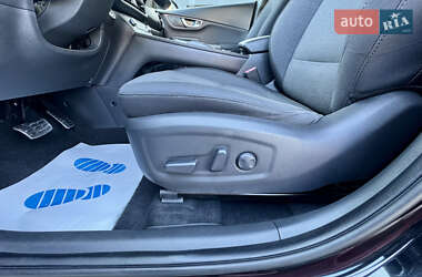 Внедорожник / Кроссовер Hyundai Kona Electric 2021 в 