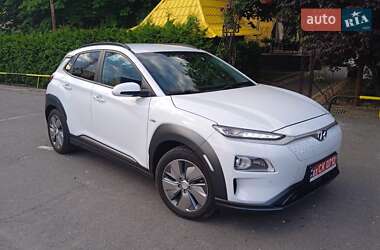 Позашляховик / Кросовер Hyundai Kona Electric 2021 в Чернівцях