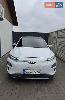 Позашляховик / Кросовер Hyundai Kona Electric 2019 в Луцьку