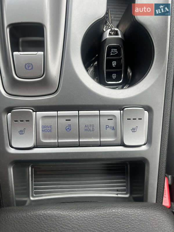 Внедорожник / Кроссовер Hyundai Kona Electric 2019 в Львове