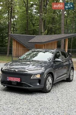 Позашляховик / Кросовер Hyundai Kona Electric 2021 в Києві