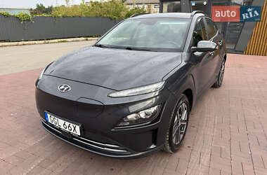 Внедорожник / Кроссовер Hyundai Kona Electric 2022 в Ровно