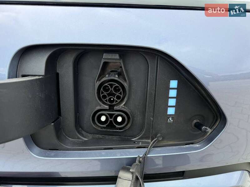 Внедорожник / Кроссовер Hyundai Kona Electric 2024 в Дубно