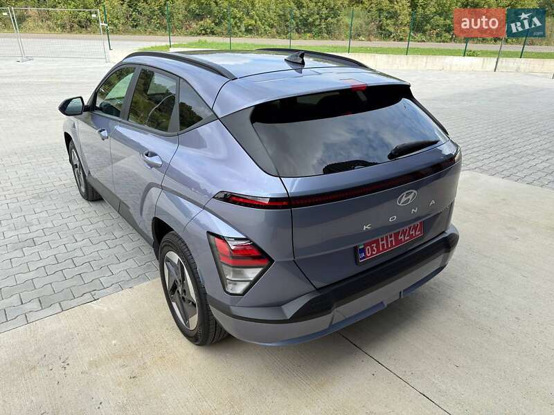 Внедорожник / Кроссовер Hyundai Kona Electric 2024 в Дубно