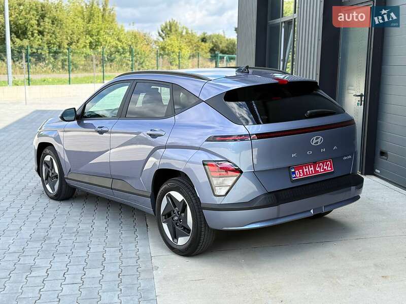 Внедорожник / Кроссовер Hyundai Kona Electric 2024 в Дубно