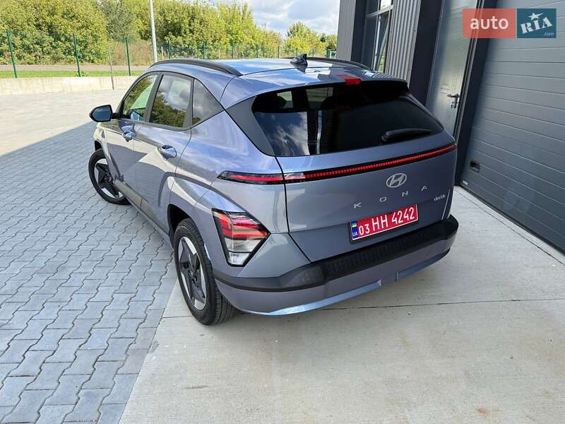 Внедорожник / Кроссовер Hyundai Kona Electric 2024 в Дубно