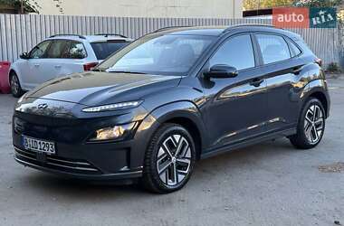 Внедорожник / Кроссовер Hyundai Kona Electric 2022 в Киеве