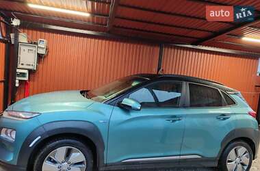 Внедорожник / Кроссовер Hyundai Kona Electric 2020 в Ивано-Франковске