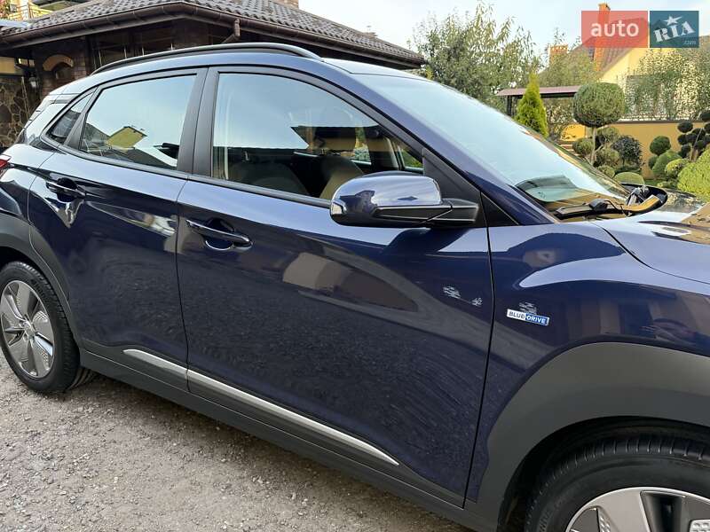 Внедорожник / Кроссовер Hyundai Kona Electric 2020 в Львове фото 9 Внедорожник / Кроссовер Hyundai Kona Electric 2020 в Львове