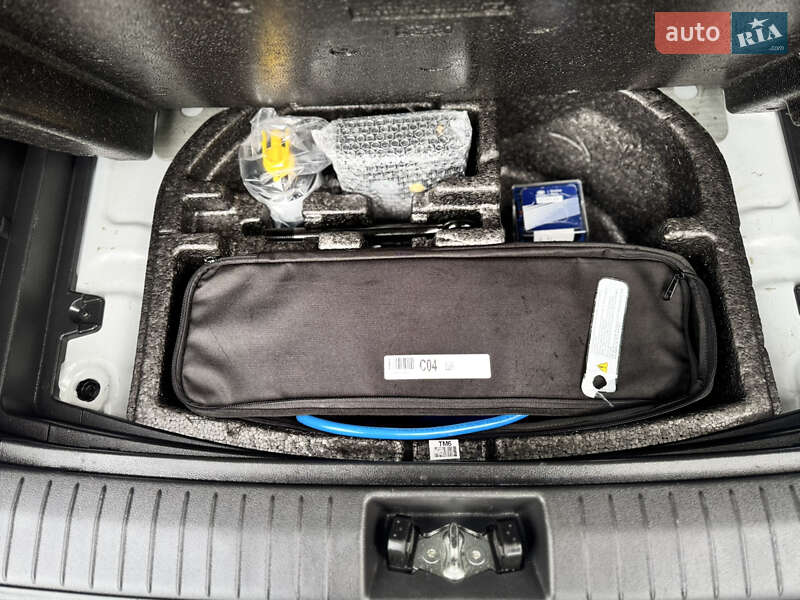 Внедорожник / Кроссовер Hyundai Kona Electric 2020 в Буче