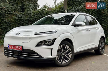 Внедорожник / Кроссовер Hyundai Kona Electric 2022 в Киеве