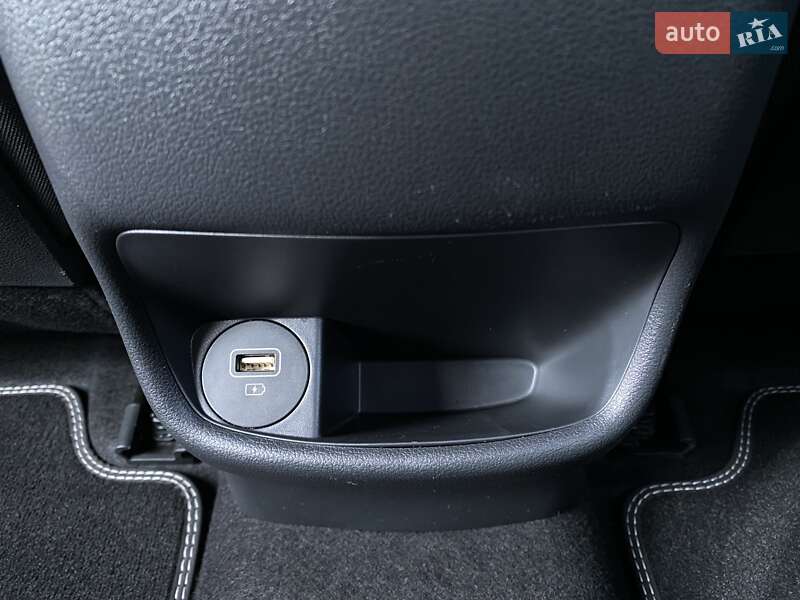 Внедорожник / Кроссовер Hyundai Kona Electric 2021 в Львове фото 63 Внедорожник / Кроссовер Hyundai Kona Electric 2021 в Львове