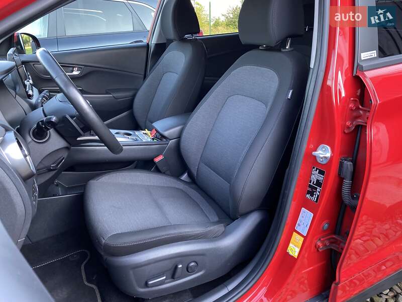 Внедорожник / Кроссовер Hyundai Kona Electric 2021 в Львове фото 30 Внедорожник / Кроссовер Hyundai Kona Electric 2021 в Львове